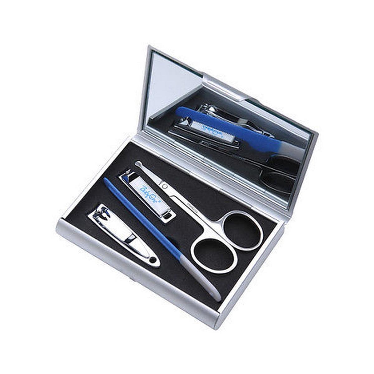 MANICURE SET